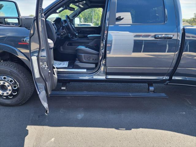 2026 Ram 3500 Limited Crew Cab 4x4 8 Box