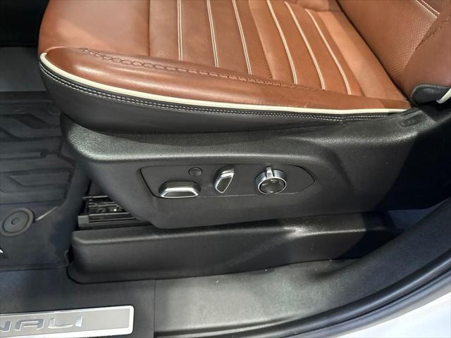 2023 GMC Yukon 4WD Denali Ultimate