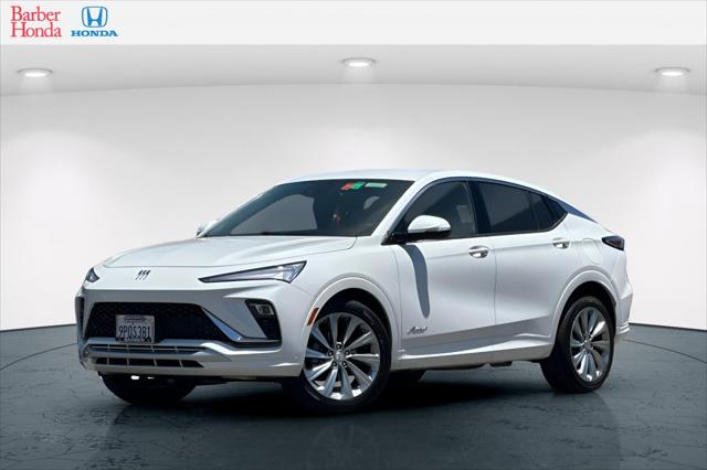 2025 Buick NV Avenir FWD for sale in Bakersfield, CA