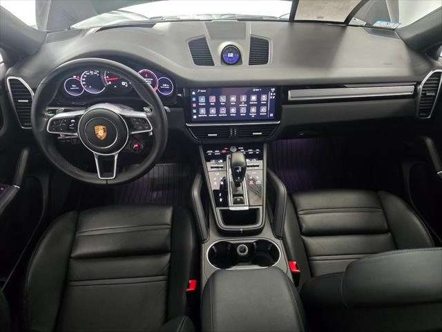 2023 Porsche Cayenne Platinum Edition