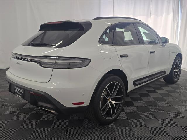 2023 Porsche Macan Unknown
