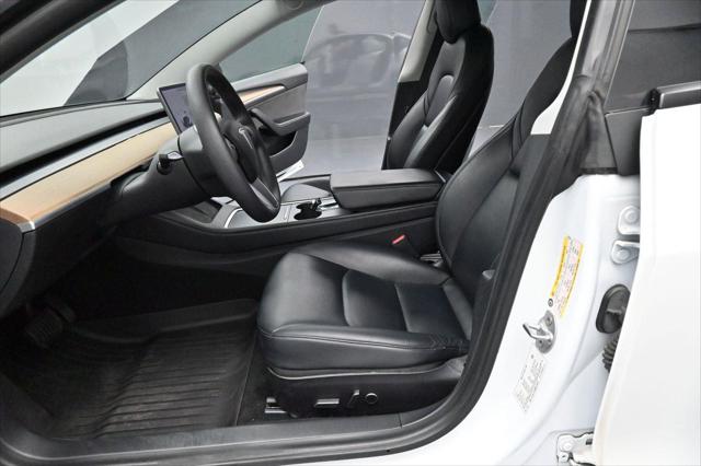 2021 Tesla Model 3 Standard Range Plus Rear-Wheel Drive
