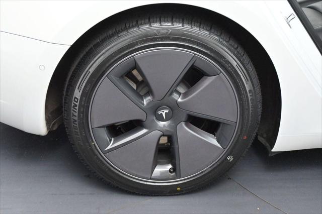 2021 Tesla Model 3 Standard Range Plus Rear-Wheel Drive
