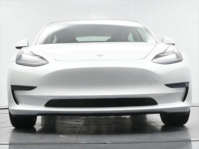 2021 Tesla Model 3 Standard Range Plus Rear-Wheel Drive