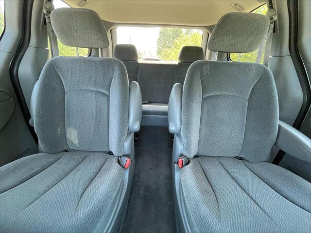 2004 Dodge Caravan SXT
