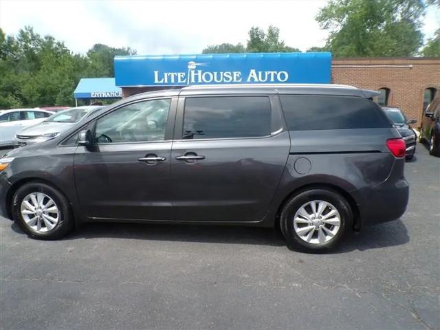 2018 Kia Sedona LX for sale in Lakewood, NY