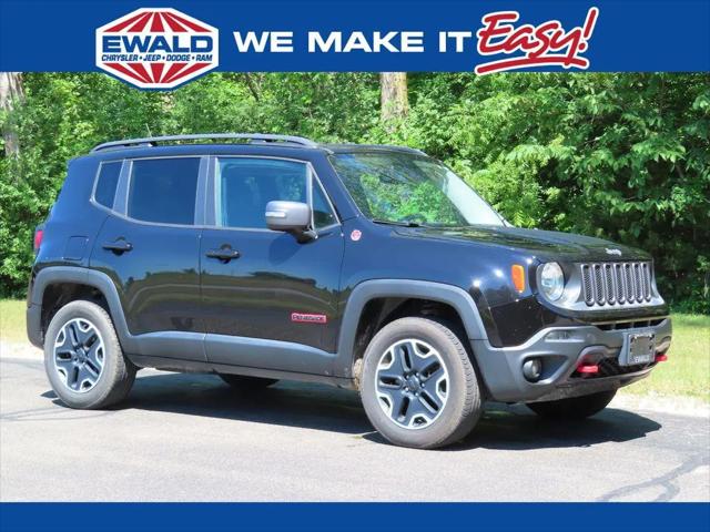 2017 Jeep Renegade Trailhawk for sale in Oconomowoc, WI