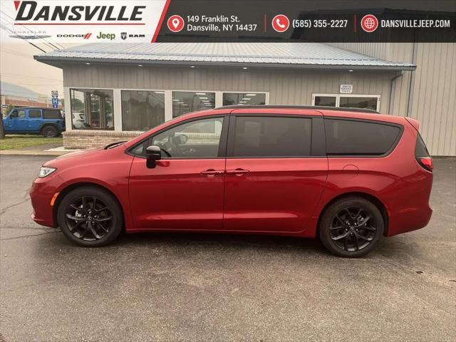 2026 Chrysler Pacifica Limited for sale in Dansville, NY