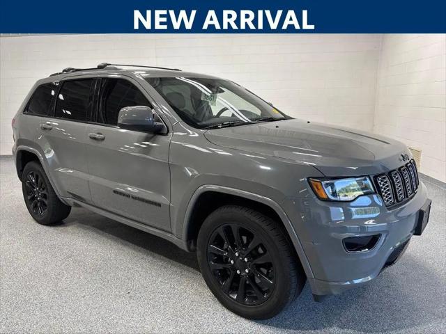2020 Jeep Grand Cherokee Altitude 4x4 for sale in Chilton, WI
