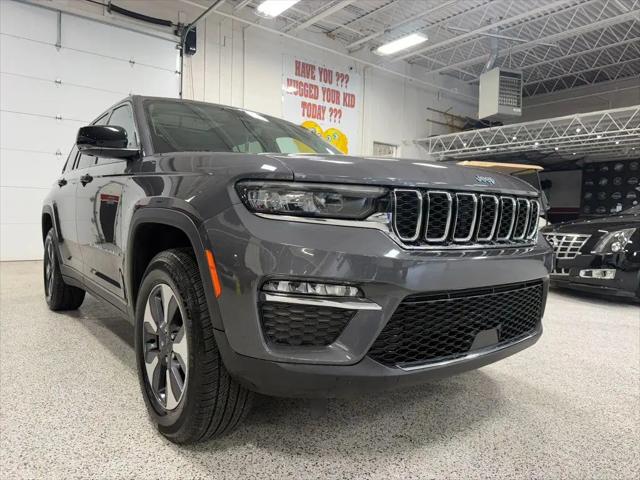 2022 Jeep Grand Cherokee Limited 4x4 for sale in Dover, OH