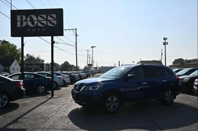 2018 Nissan Pathfinder SV for sale in Appleton, WI