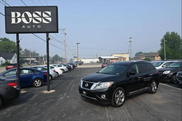 2014 Nissan Pathfinder Platinum for sale in Appleton, WI
