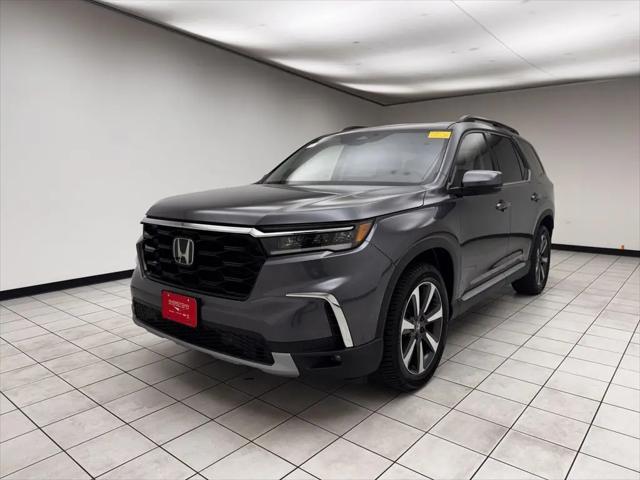 2023 Honda Pilot AWD Touring for sale in Sheboygan, WI