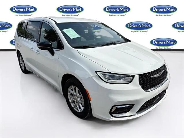 2025 Chrysler Pacifica Select for sale in Lakeland, FL