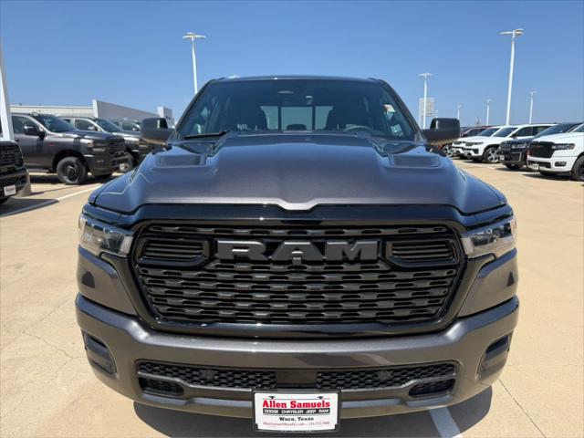 2027 RAM Ram 1500 RAM 1500 EXPRESS CREW CAB 4X4 57 BOX