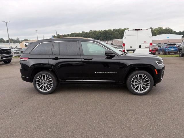 2027 Jeep Grand Cherokee GRAND CHEROKEE SUMMIT 4X4 2027 Jeep Grand Cherokee GRAND CHEROKEE SUMMIT 4X4