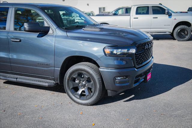 2027 RAM Ram 1500 RAM 1500 EXPRESS CREW CAB 4X4 57 BOX