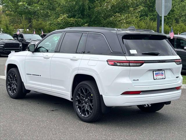 2027 Jeep Grand Cherokee GRAND CHEROKEE SUMMIT 4X4 2027 Jeep Grand Cherokee GRAND CHEROKEE SUMMIT 4X4