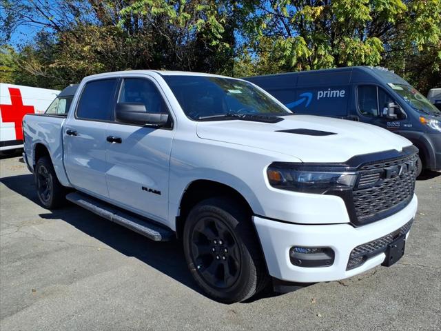 2027 RAM Ram 1500 RAM 1500 EXPRESS CREW CAB 4X4 57 BOX