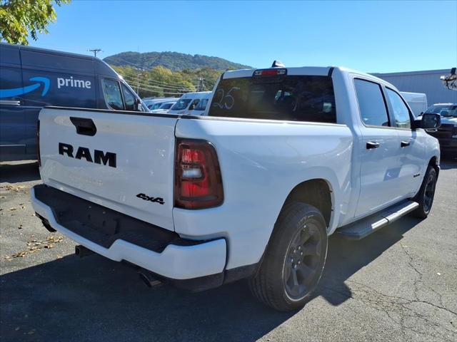 2027 RAM Ram 1500 RAM 1500 EXPRESS CREW CAB 4X4 57 BOX