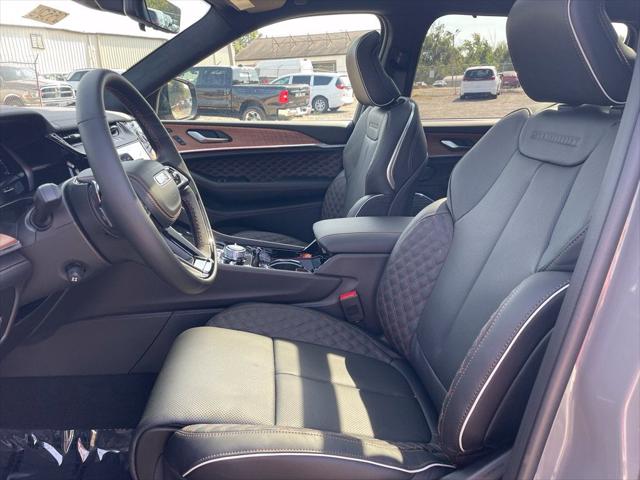 2027 Jeep Grand Cherokee GRAND CHEROKEE L SUMMIT 4X4 2027 Jeep Grand Cherokee GRAND CHEROKEE L SUMMIT 4X4