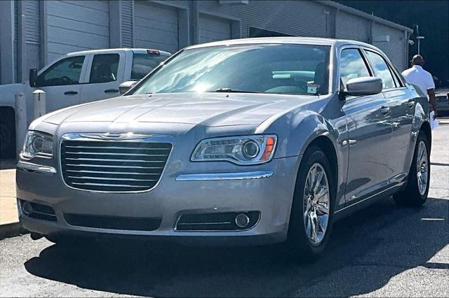 Used 2014 Chrysler 300 Base For Sale in OLIVE BRANCH, MS