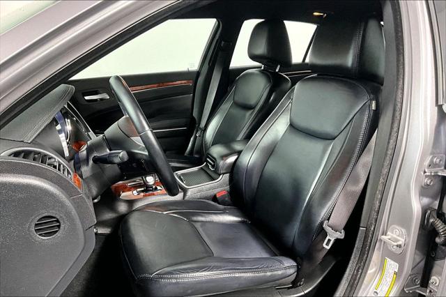 Used 2014 Chrysler 300 Base For Sale in Olive Branch, MS