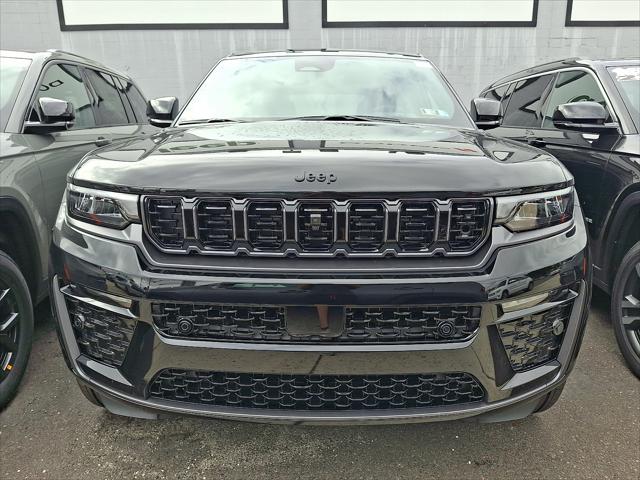 2027 Jeep Grand Cherokee GRAND CHEROKEE SUMMIT 4X4 2027 Jeep Grand Cherokee GRAND CHEROKEE SUMMIT 4X4