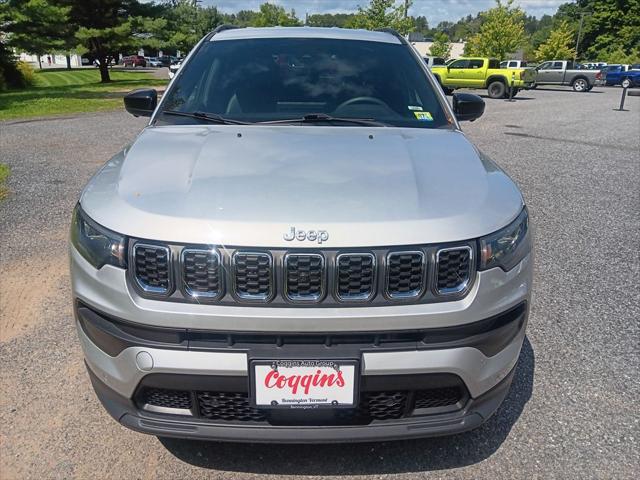 2024 Jeep Compass Latitude Lux FWD