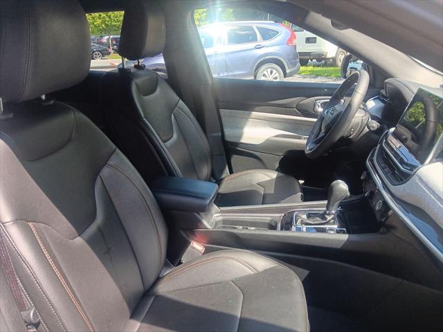 2024 Jeep Compass Latitude Lux FWD