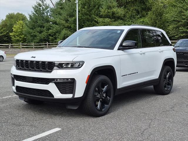 2027 Jeep Grand Cherokee GRAND CHEROKEE LIMITED 4X4