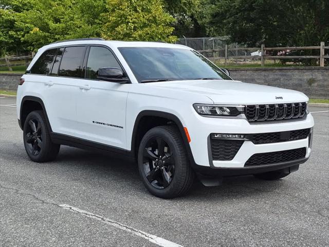 2027 Jeep Grand Cherokee GRAND CHEROKEE LIMITED 4X4
