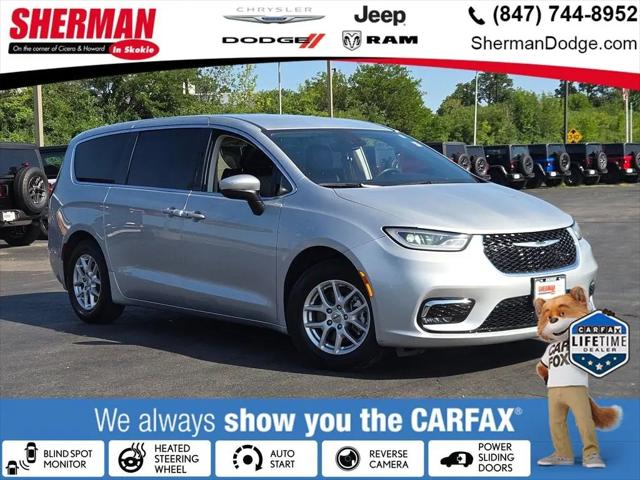 2023 Chrysler Pacifica Touring L for sale in Skokie, IL