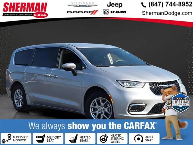 2023 Chrysler Pacifica Touring L for sale in Skokie, IL