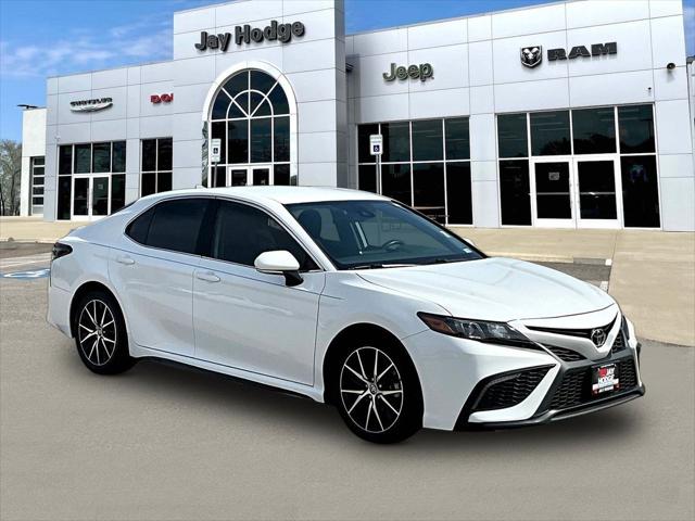 2022 Toyota Camry SE Nightshade Edition for sale in Hugo, OK