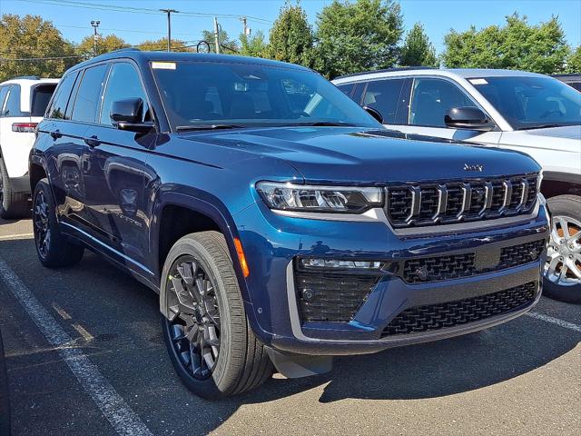 2027 Jeep Grand Cherokee GRAND CHEROKEE SUMMIT 4X4 2027 Jeep Grand Cherokee GRAND CHEROKEE SUMMIT 4X4