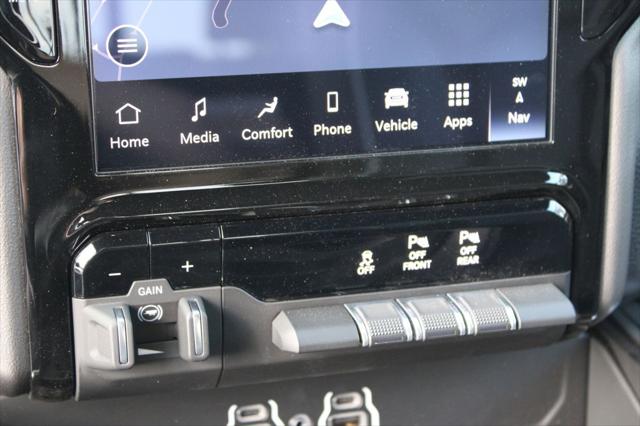 2026 Ram 1500 Laramie Crew Cab 4x4 5'7" Box