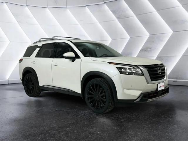 2023 Nissan Pathfinder Platinum 4WD for sale in Albuquerque, NM