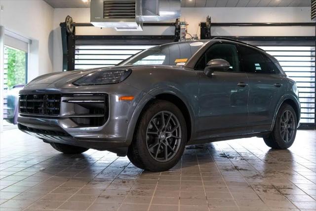 2026 Porsche Cayenne Base for sale in Glendale, WI