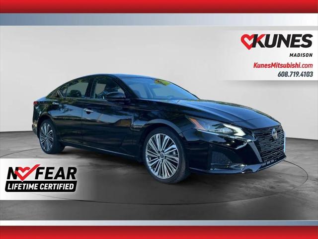 2023 Nissan Altima SL Intelligent AWD for sale in Madison, WI