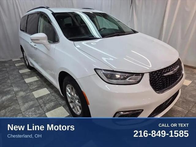 2022 Chrysler Pacifica Touring L for sale in Chesterland, OH