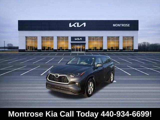 2023 Toyota Highlander LE for sale in Sheffield Village, OH