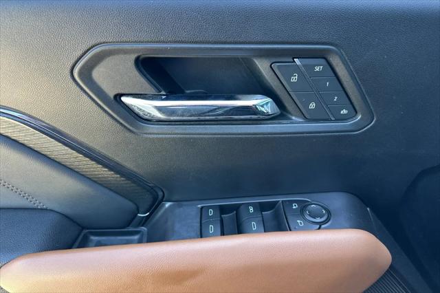 2023 GMC Canyon 4WD Crew Cab Short Box AT4