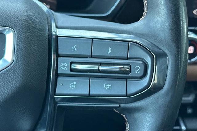 2023 GMC Canyon 4WD Crew Cab Short Box AT4