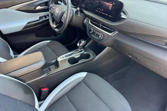 2024 Buick NV Preferred FWD