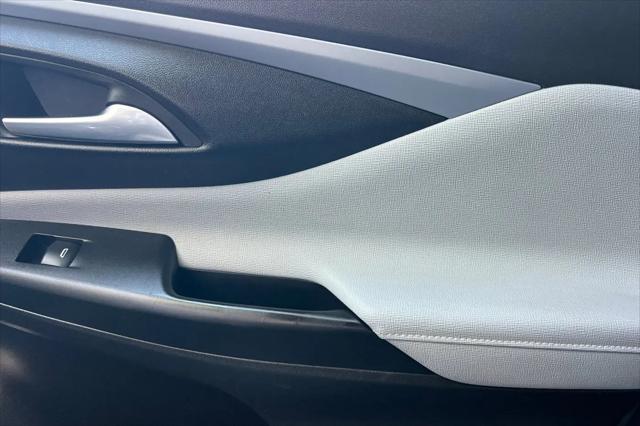 2024 Buick NV Preferred FWD