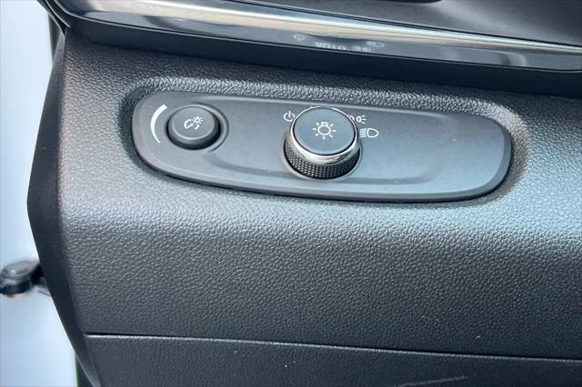 2024 Buick NV Preferred FWD