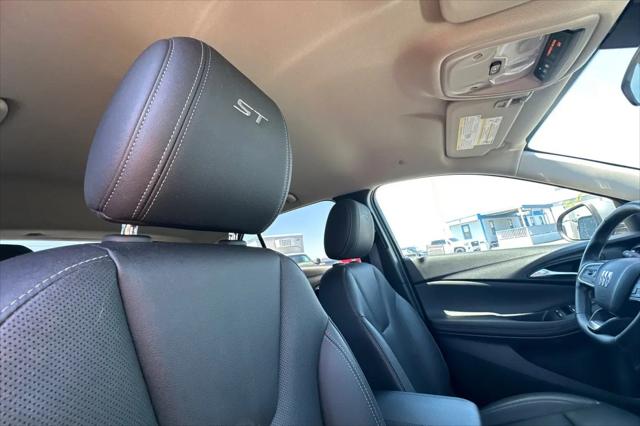 2024 Buick Encore GX Sport Touring FWD