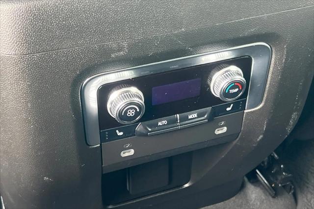 2024 GMC Yukon 4WD Denali