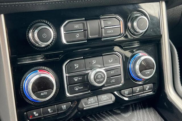 2024 GMC Yukon 4WD Denali